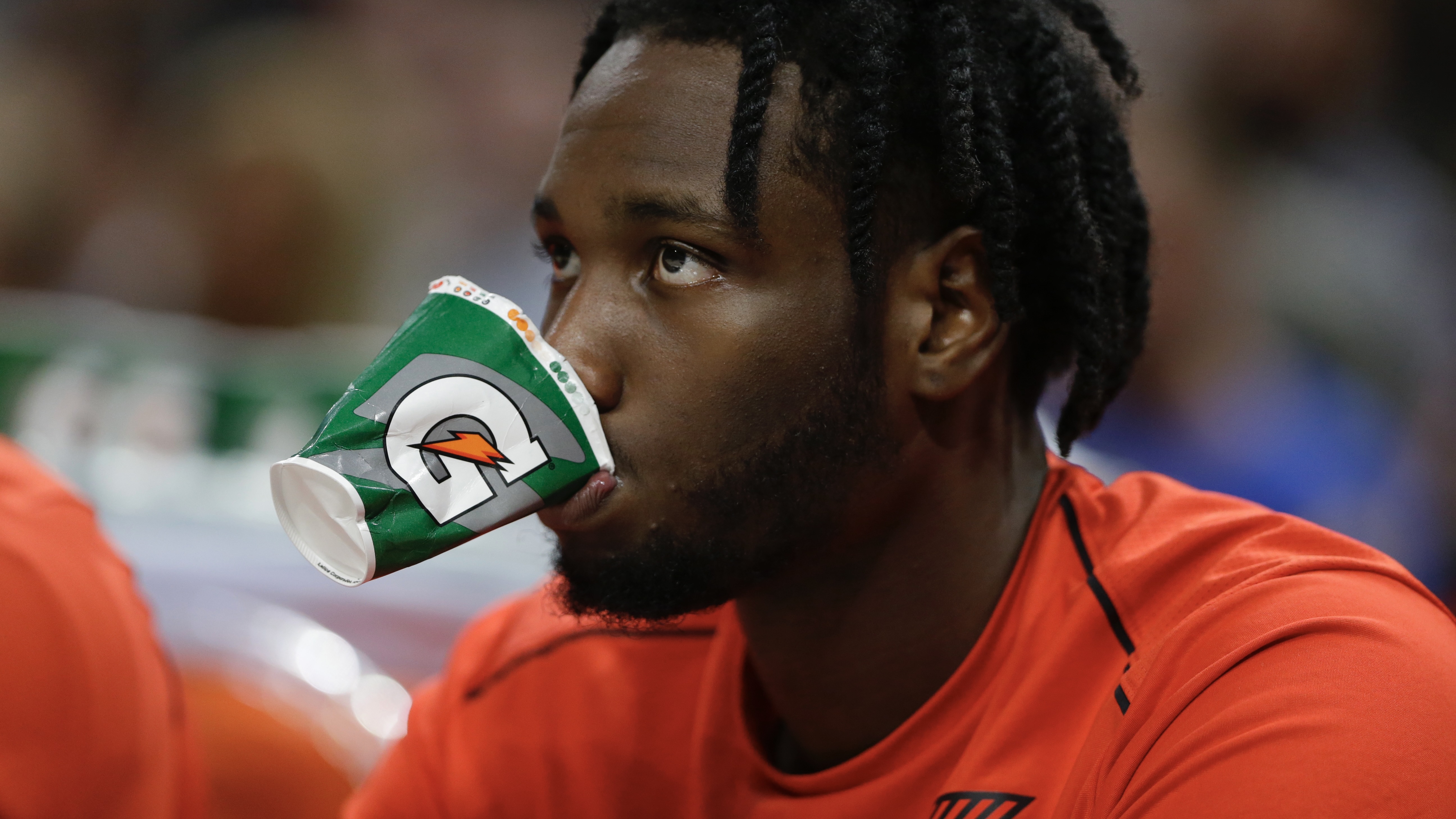 وظيفتك مكتبية وتخشى الأمراض؟.. الحل في الشاي والكاكاو 