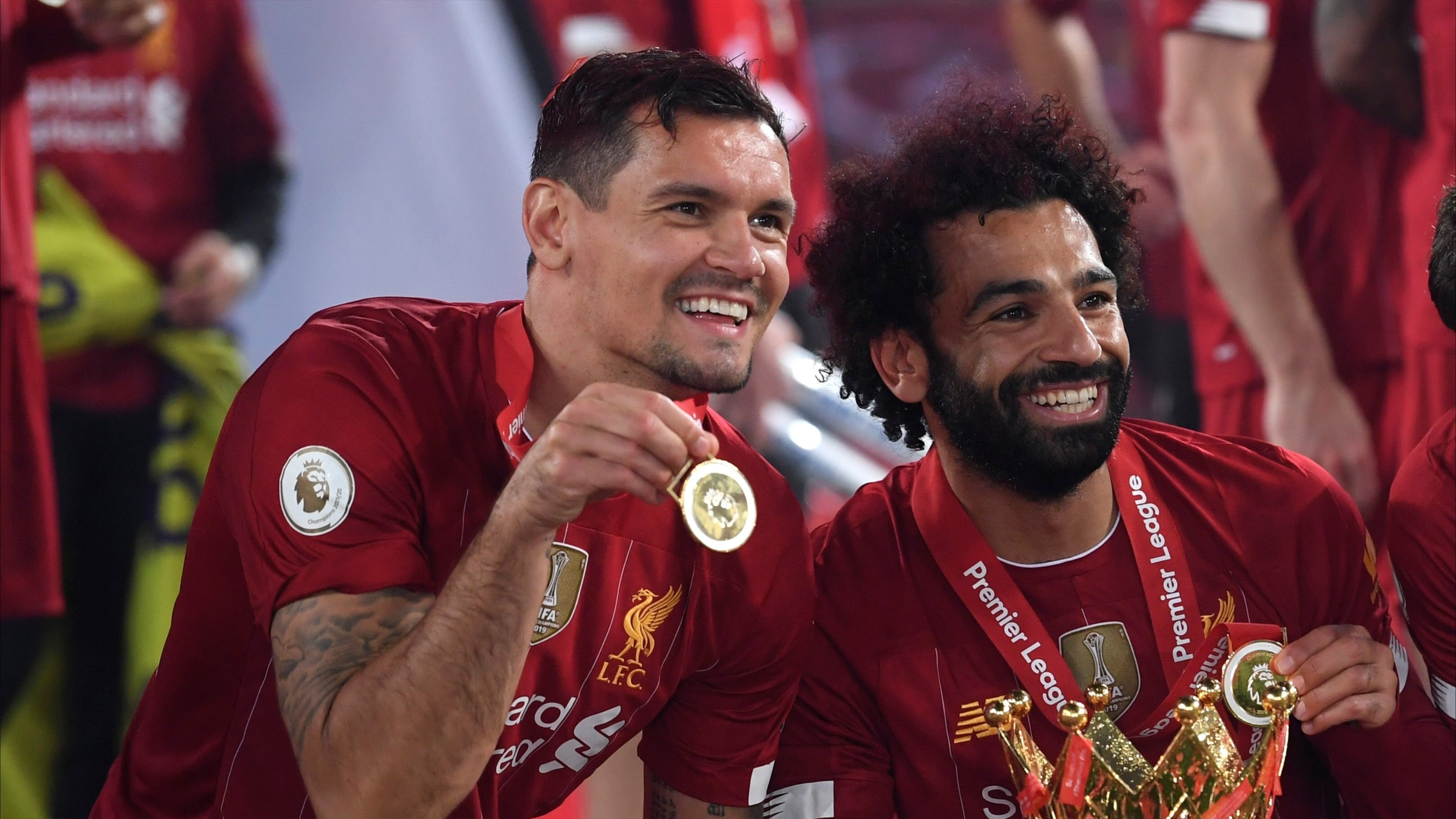 لوفرين "يقصف" سلوت لدعم صلاح 